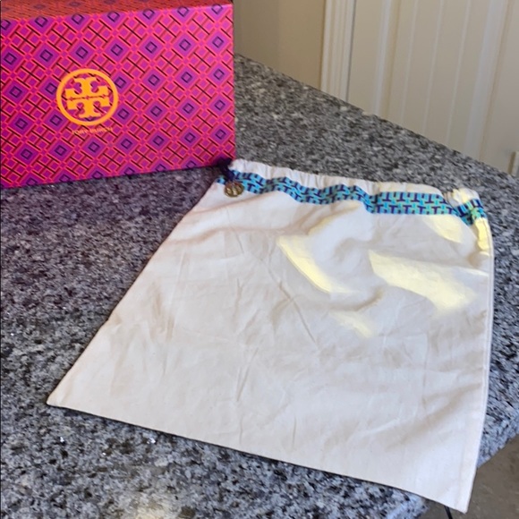 Tory Burch Black Flat - Picture 4 of 9